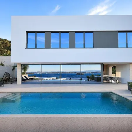 Villa Diva